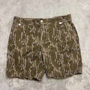 Vintage Mossy Oak Camo Shorts Womens 14 Rip Stop Hunting Casual Activewear